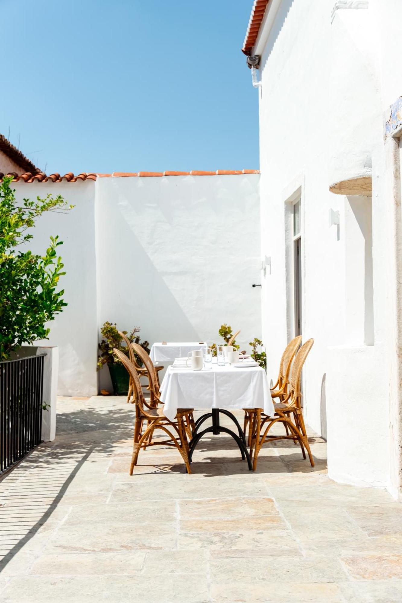 Amada Moura Bed & Breakfast Екстериор снимка
